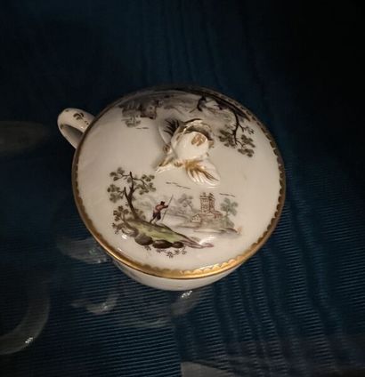 PARIS (Manufacture de Locré). 
Porcelain...