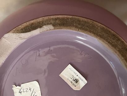 SÈVRES.
Paire d'importants vases balustres...