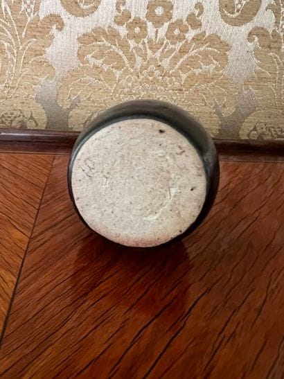 JAPAN.
Stoneware coloquint tea powder box...