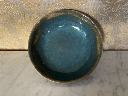 Marie SAINT-BRIS BOUYER (née en 1958). 
Coupe...