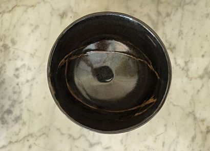 Mami KANNO (20th century). 
Set of two bowls...