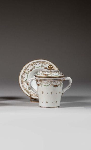 PARIS (Honoré & Cie).
Porcelain Trembleuse...