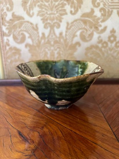 JAPAN, MINO kilns, ORIBE style. 
Stoneware...