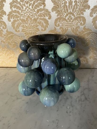 Kate MALONE (born 1959). 
Porcelain stoneware...