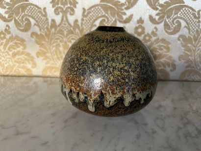 René BEN LISA (1926-1995).
Vase boule aplati...