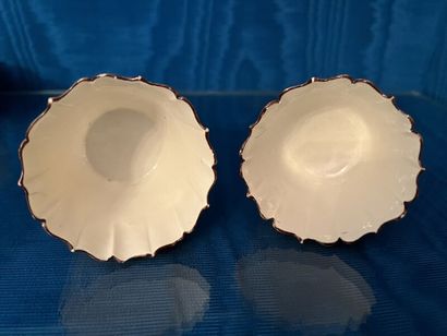 CHANTILLY.
Pair of scalloped soft-paste porcelain...