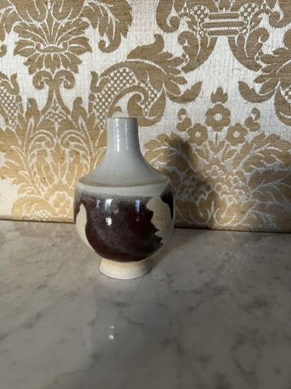 Mami KANNO (20th century). 
Small baluster...