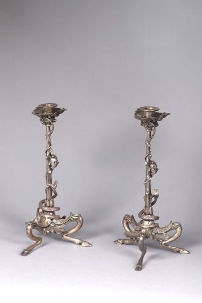 Henri PICARD (1840-1890).
Paire de flambeaux...
