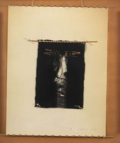 Nadya BAZAS (XXe siècle).
- Arbre-sphère.
Crayons...