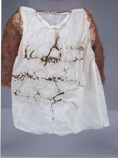 Paula SANTIAGO (née en 1969).
Sans titre.
Robe...