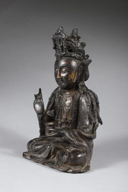CHINE.
Bouddha en alliage de bronze anciennement...