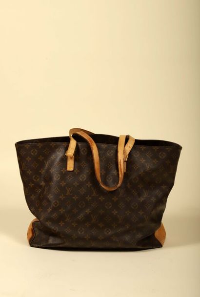 * LOUIS VUITTON.
Cabas Mezzo, toile enduite...