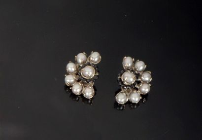 MAISON GOOSSENS.
Paire de clips d'oreilles...