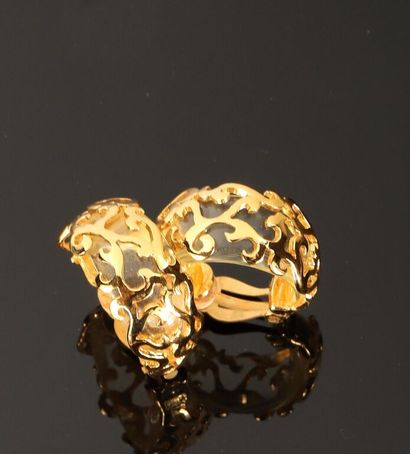 YVES SAINT-LAURENT par MAISON GOOSSENS.
Paire...