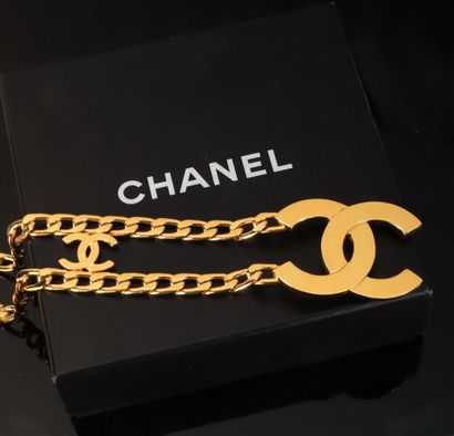 CHANEL.
Double rang de chaines, Logos « 2...