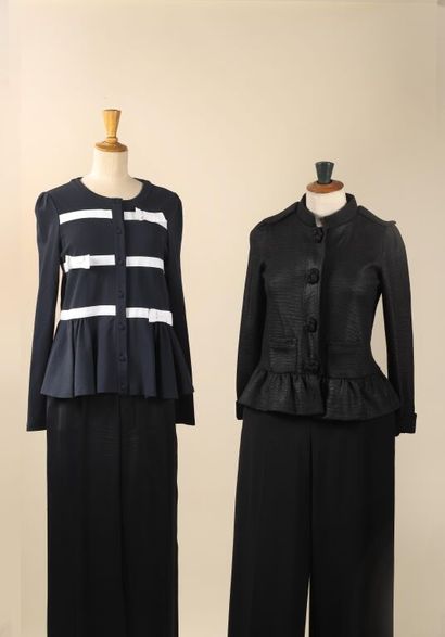 * RED VALENTINO.
Lot comprenant :
- Gilet...