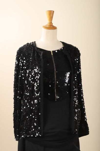 * DOLCE & GABBANA et ROBERTO CAVALLI.
Lot...