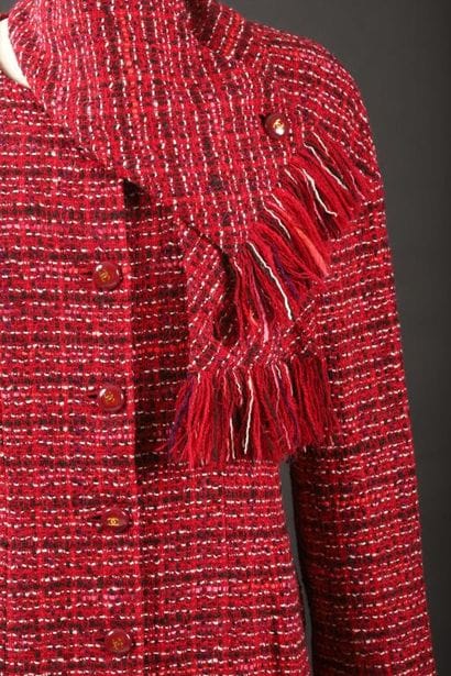 * CHANEL par Karl LAGERFELD.
Manteau long...
