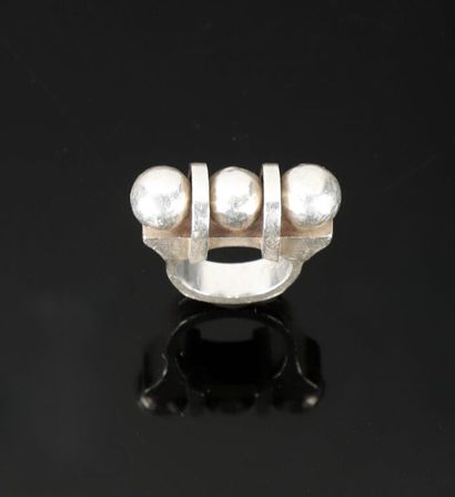 Jean DESPRÈS, vers 1940.
Bague en argent...