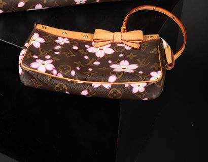 * LOUIS VUITTON par Takashi MURAKAMI.
Pochette...
