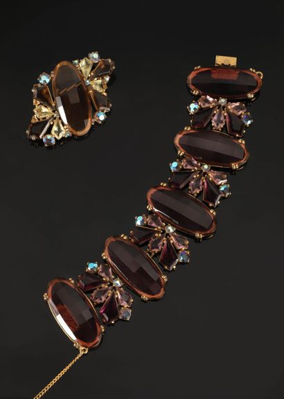 ELSA SCHIAPARELLI.
Ensemble vintage, comprenant...
