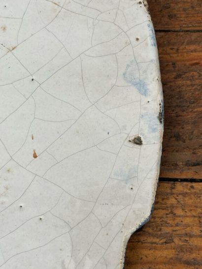 MAKKUM (Holland). 
Set of two decorative...