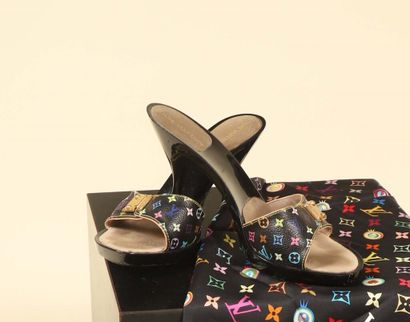 LOUIS VUITTON par Takashi MURAKAMI.
Paire...