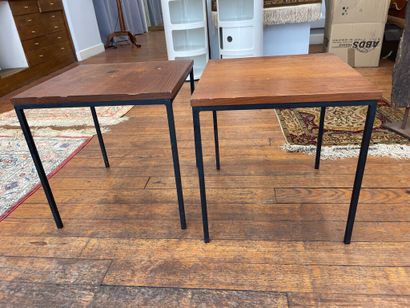 Travail moderne vers 1960.
Paire de tables...