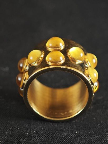 LALIQUE. Recent series. 
Wide ring in gilded...