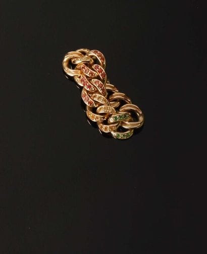 * ALEXANDRA ROSIER.
Bague souple en or jaune...