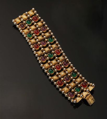 CHANEL (Made in France). 
Rare bracelet vintage...