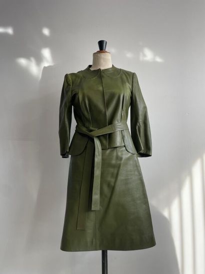 LOUIS VUITTON.
Khaki leather suit including...