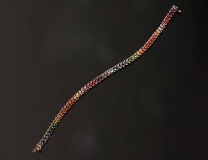 * ALEXANDRA ROSIER.
Bracelet de type tennis...
