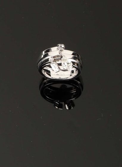 CHAUMET. Frisson model. Recent series.
Ring...