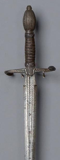 GRACIEUSE ÉPÉE DE PAGE. Quillons inversés...