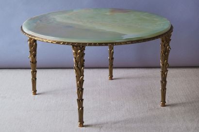 * MAISON BAGUÈS.
Table basse à plateau circulaire...