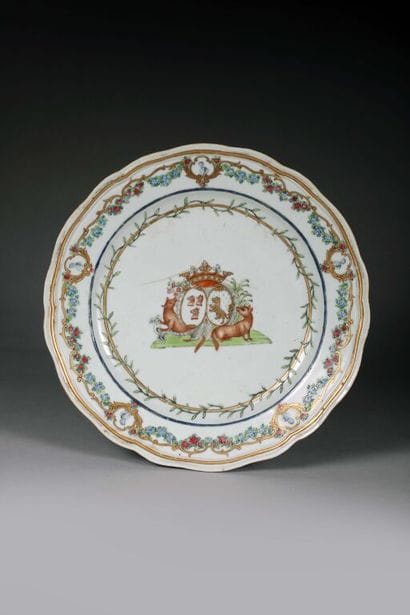 CHINE (Compagnie des Indes). 
Assiette à...