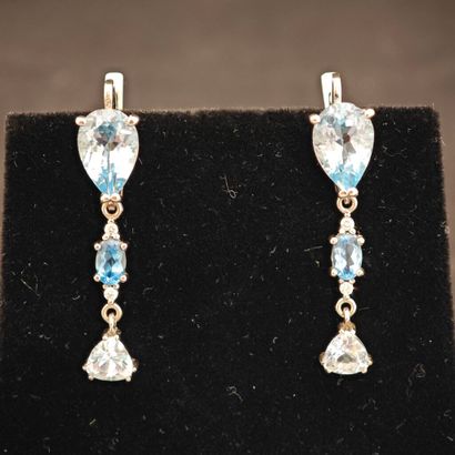 Paire de pendants d'oreilles articulés en...