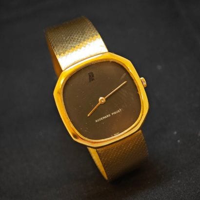 AUDEMARS-PIGUET, vers 1975/80. 
Montre-bracelet...