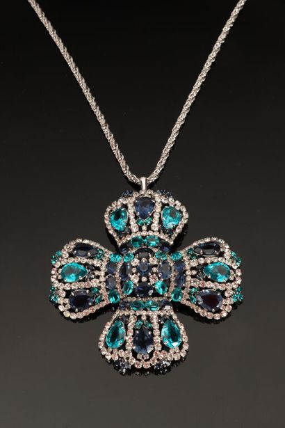 CHRISTIAN DIOR par GROSSE Made in Germany.
Importante...