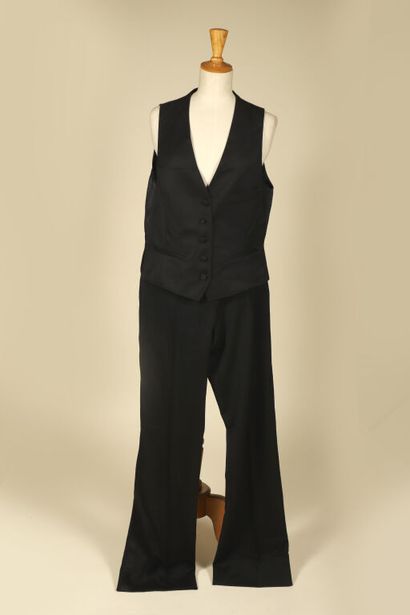 YVES SAINT LAURENT RIVE GAUCHE.
Lot comprenant...