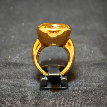 CHRISTIAN DAUDIN. 
Bague en or jaune 750‰...