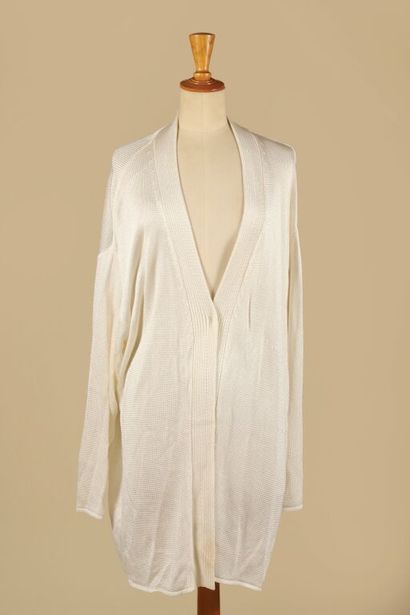LANVIN.
Cardigan en maille blanche satinée.
Circa...