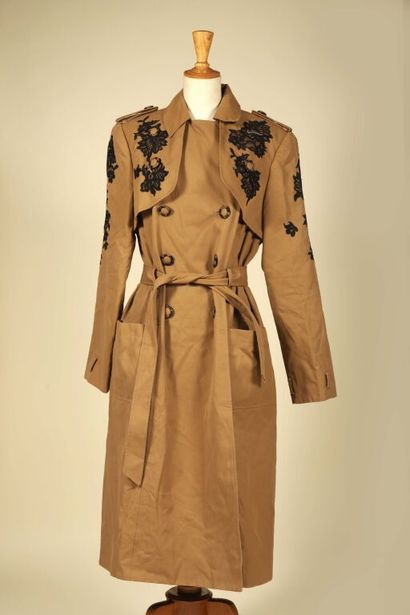 BARNEYS NEW YORK.
Manteau en coton à motifs...