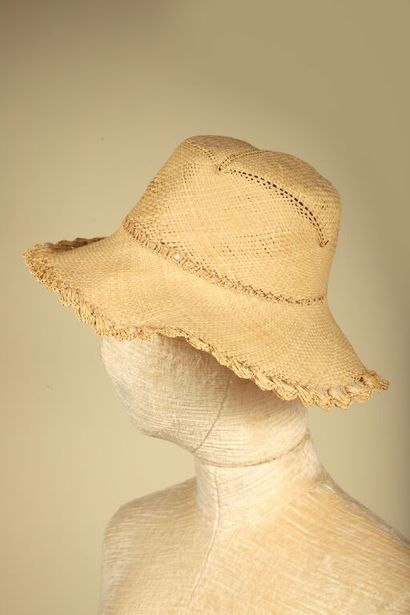 Lot de 4 chapeaux en paille naturelle et...