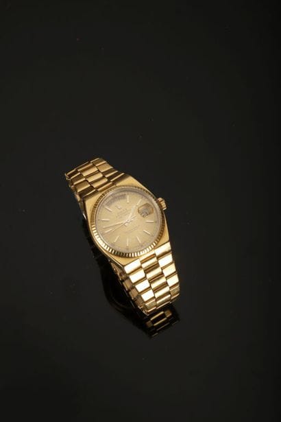 ROLEX. Modèle oysterquartz day-date. Ref...