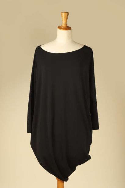 PAULE KA.
Ample tunique-robe à pan oblique...