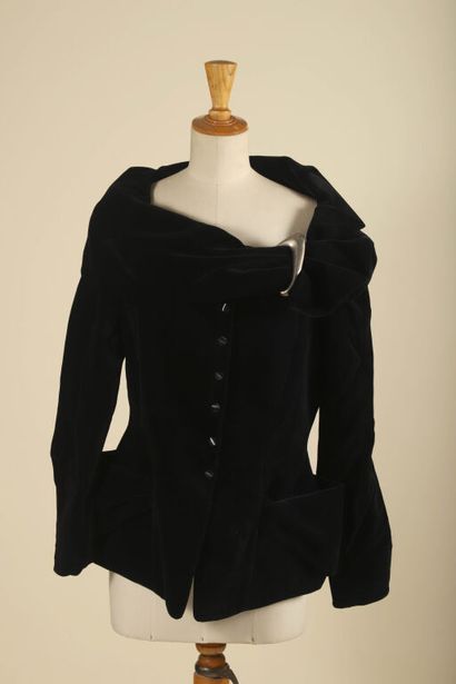 THIERRY MUGLER.
Veste vintage à pans asymétriques,...