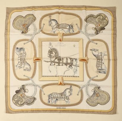 HERMÈS.
Carré de soie « Grand apparat « à...