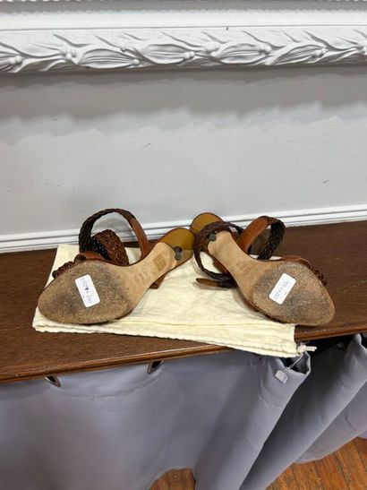 JEAN-PAUL GAULTIER. 
Paire de sandales à...